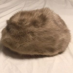 Vintage 1960 Cream Beret Style Mink Fur Hat